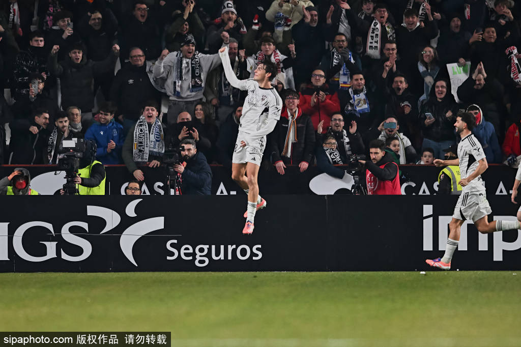 广州队今晨主帅复盘，志在国王杯名次提升，球迷炸锅，数据趋势出现新变化的简单介绍-爱游戏官方网站