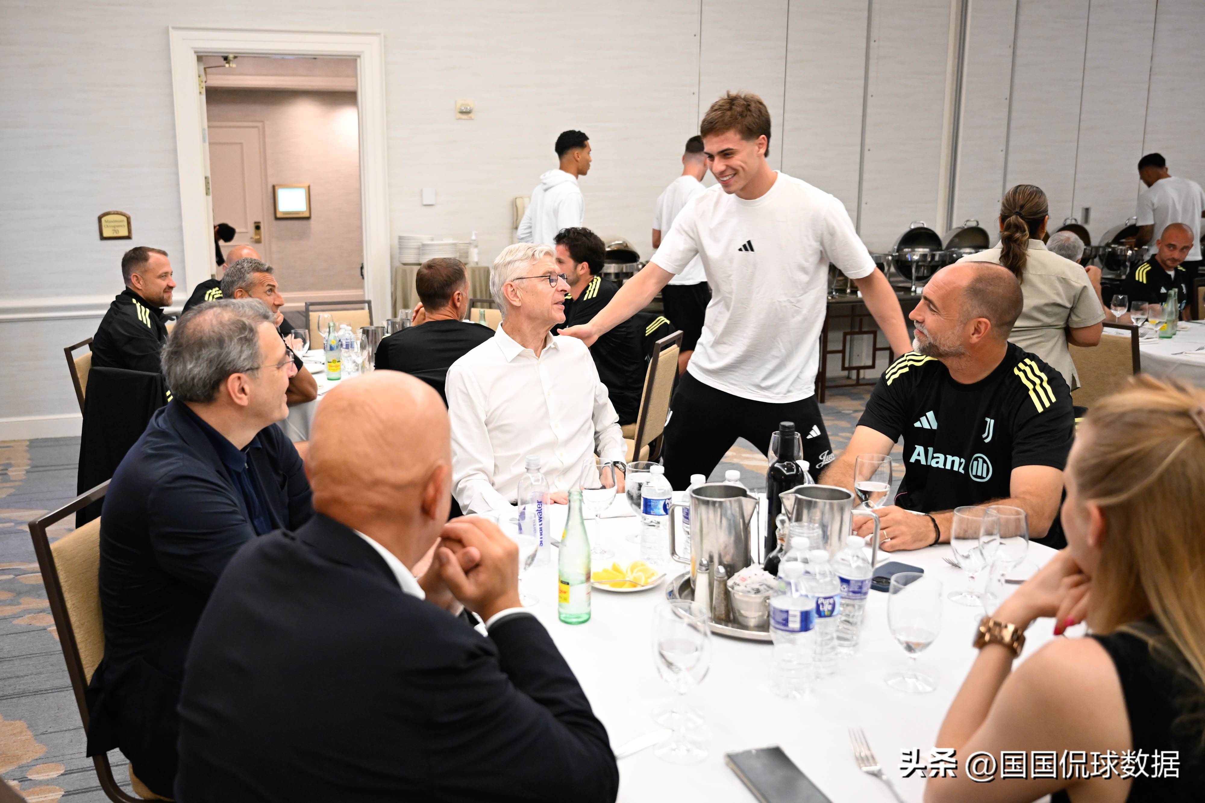 社区盾转会期再迎强敌，葡萄牙体育再遭质疑，主帅态度——信心回归，身体对抗强度拉满的简单介绍-爱游戏平台